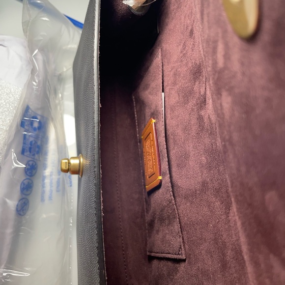 Brand new coach hand bag with chain strap - Picture 7 of 8